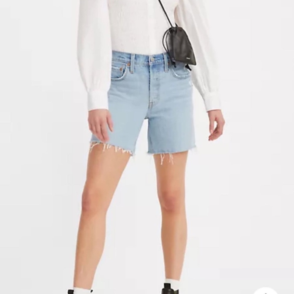 NWOT Levi’s 501 Denim Shorts